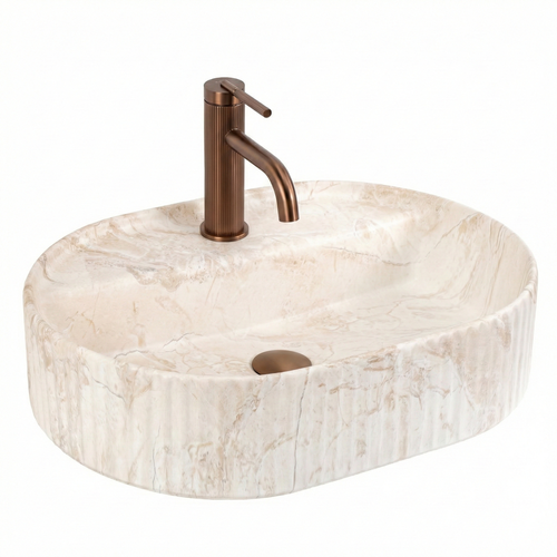 Rechteckiges Aufsatzwaschbecken Rea Marcela 50 Saturn mit geriffelter Außenstruktur und matter Marmoroptik, modern und elegant im Badezimmer.