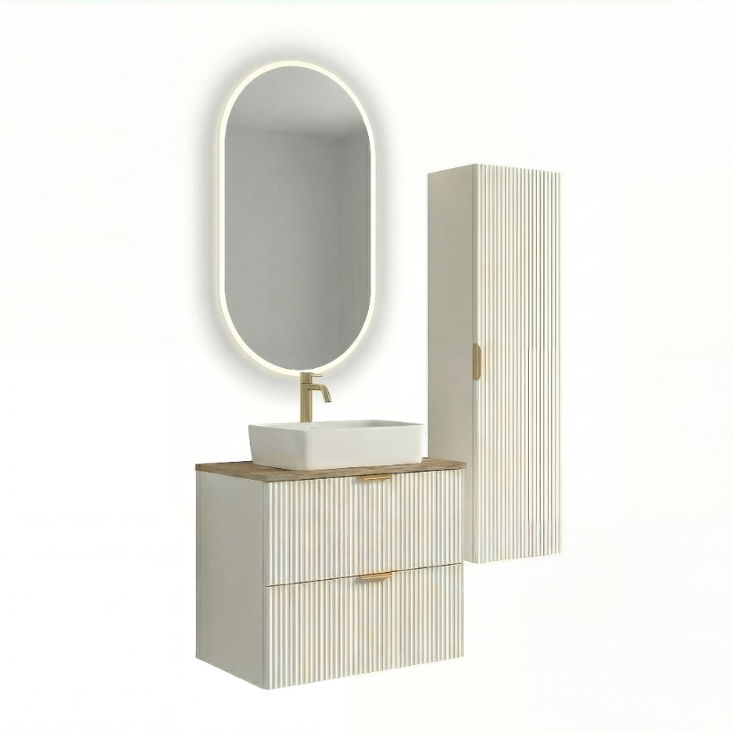 Badmöbel-Set 60 cm in Weiß mit Walnussplatte, geriffelten Fronten, Waschtischunterschrank und Bad Hochschrank im modernen Badezimmer.