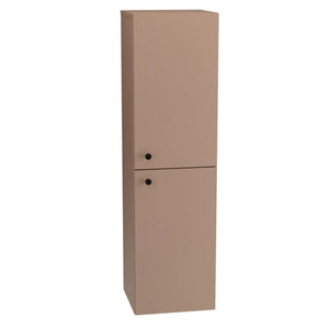 Dieser Bad Hochschrank überzeugt mit seinen modernen, glatten Fronten in einem eleganten Dunkelrosa. Die praktischen, metallischen Knopfgriffe in Form von Knöpfen ergänzen das dezente Design. Der Schrank bietet ausreichend Stauraum hinter zwei Türen und fügt sich stilvoll in jedes Badezimmer ein. Ideal für eine funktionale und gleichzeitig ästhetische Einrichtung.