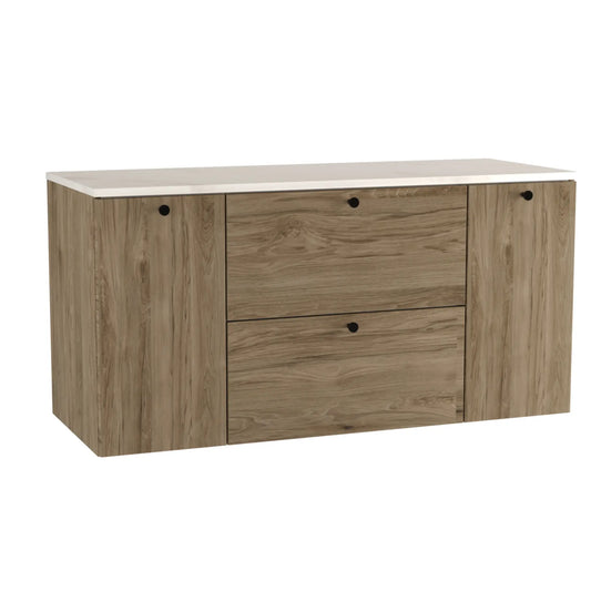 Waschtischunterschrank 120 cm Beti – mit 2 Türen und 2 Schubladen in der edlen Kombination aus Walnuss Dunkel und Marmur Bianco. Der Schrank besticht durch glatte Fronten in Walnuss Dunkel, die eine warme, natürliche Ausstrahlung verleihen. Die zwei Türen und zwei Schubladen bieten ausreichend Stauraum für Ihre Badezimmerutensilien und sorgen für Ordnung. Die elegante Marmur Bianco Arbeitsplatte rundet das Design ab und verleiht dem Möbelstück eine luxuriöse Note. Ideal für ein stilvolles, funktionales Bade