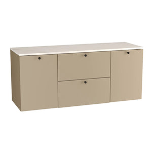 Waschtischunterschrank 140 cm, mit 2 Wäschekörben Beti - Cappuccino/Marmur Bianco

Dieser stilvolle Waschtischunterschrank in edlem Cappuccino-Farbton kombiniert modernes Design mit hoher Funktionalität. Er verfügt über zwei integrierte Wäschekörbe hinter den Türen, die eine praktische und ordentliche Wäscheaufbewahrung ermöglichen. Die glatten Fronten sorgen für eine elegante Optik, während das luxuriöse Marmur Bianco-Blatt einen harmonischen Akzent setzt. Abgerundet wird das Design durch moderne, metallis