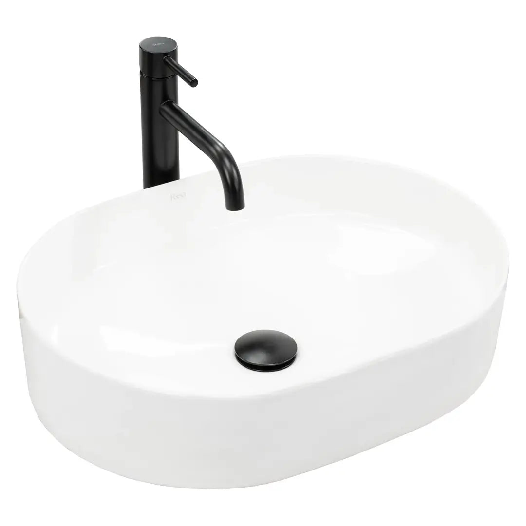 Waschtisch Nadia 50 cm aus weißer Sanitärkeramik – kompakte, zeitlos schlichte Lösung für moderne Bäder, ohne Hahnloch und Überlauf, ideal für Wand- oder Aufsatzarmaturen.