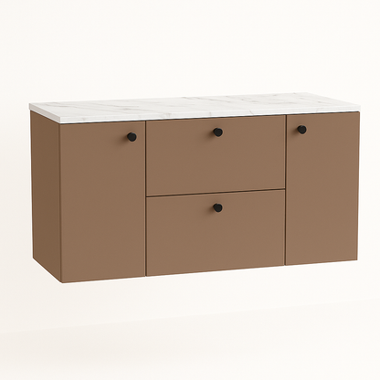 Waschtischunterschrank 120 cm in Dunkelrosa mit Marmor Bianco Platte – Modell Beti mit 2 Türen und 2 Schubladen, trendiger Badunterschrank in Rosé mit edler weißer Marmor-Waschtischplatte.