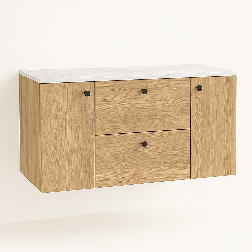 Waschtischunterschrank 120 cm in Eiche Cremona mit Marmor Bianco Platte – Modell Beti mit 2 Türen und 2 Schubladen, stilvoller Badunterschrank in Holzoptik mit heller Marmor-Waschtischplatte.